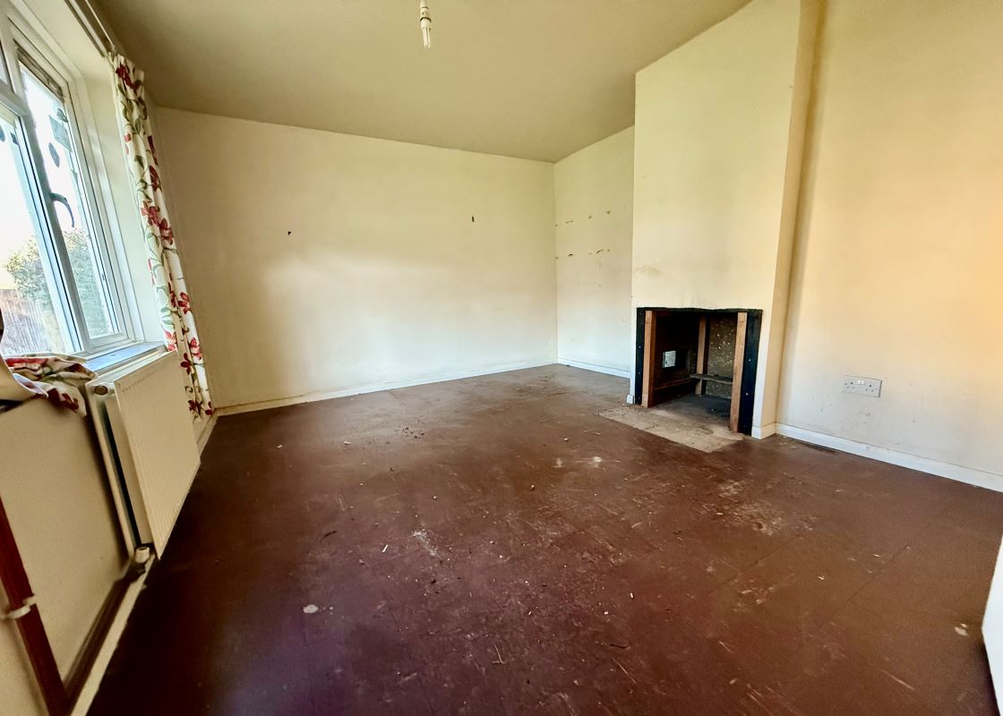 25, Whitegates, Chippenham, Castle Combe, SN14 7HQ