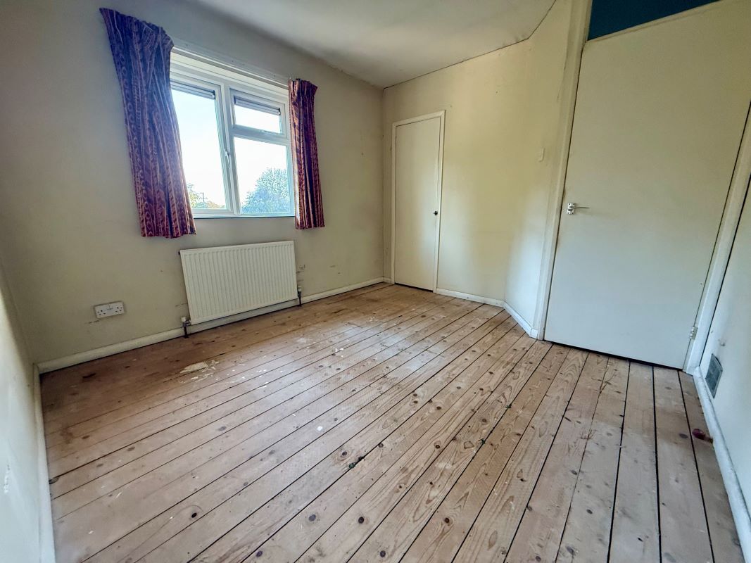 25, Whitegates, Chippenham, Castle Combe, SN14 7HQ