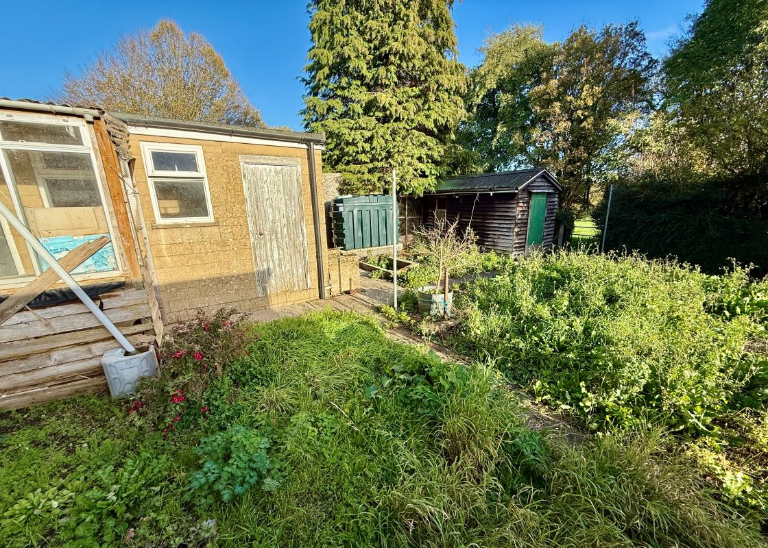 23, Whitegates, Chippenham, Castle Combe, SN14 7HQ