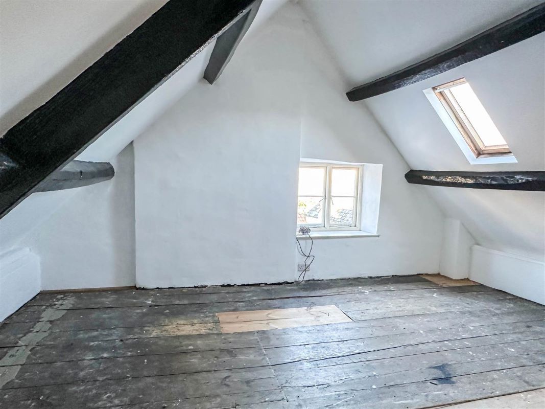 27, St. Johns Street, Malmesbury, SN16 9BW