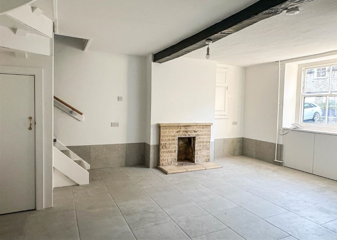 27, St. Johns Street, Malmesbury, SN16 9BW