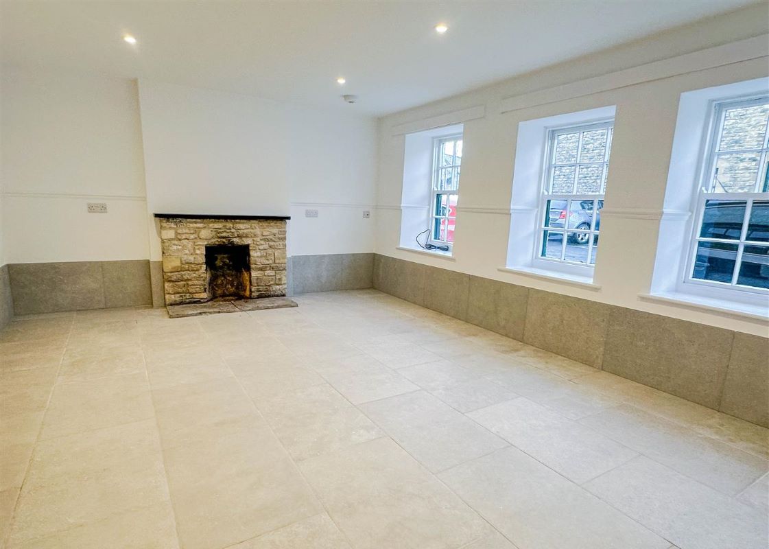 15-17, St. Johns Street, Malmesbury, SN16 9BW