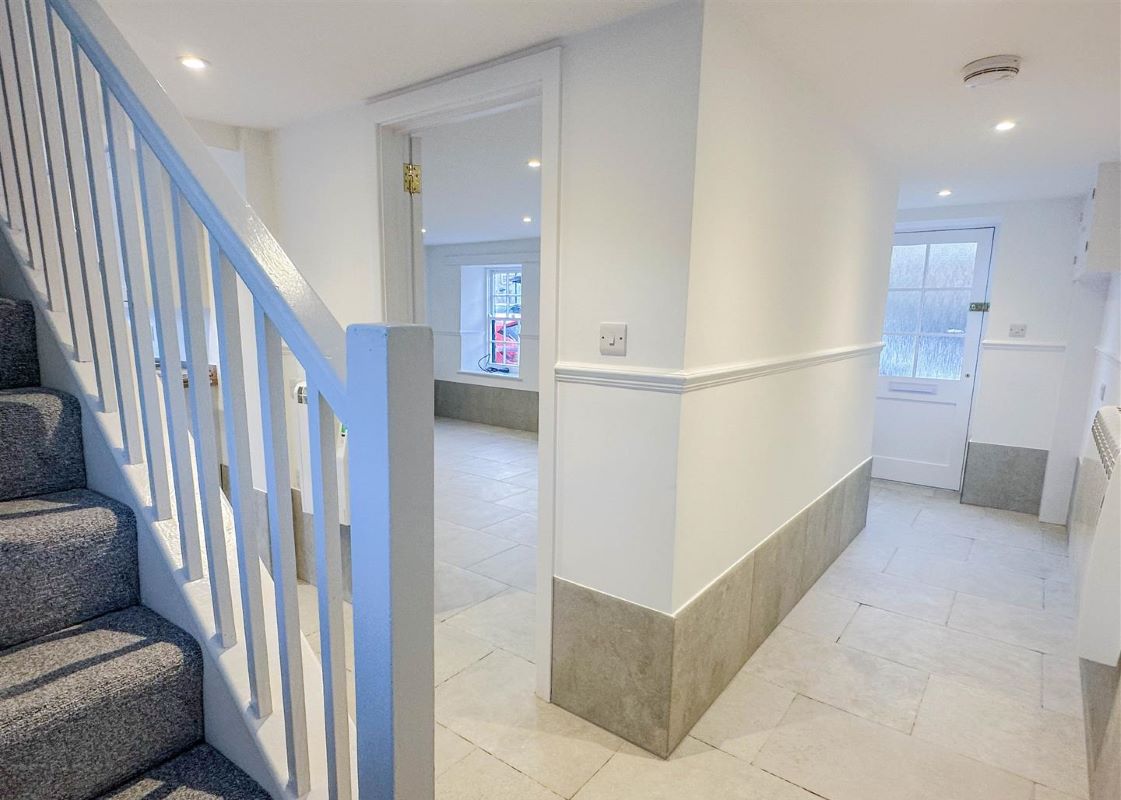 15-17, St. Johns Street, Malmesbury, SN16 9BW