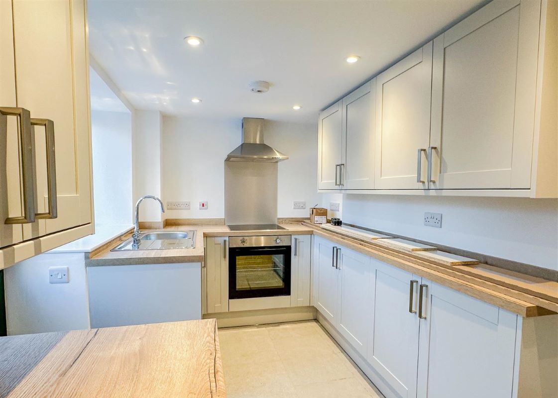 15-17, St. Johns Street, Malmesbury, SN16 9BW