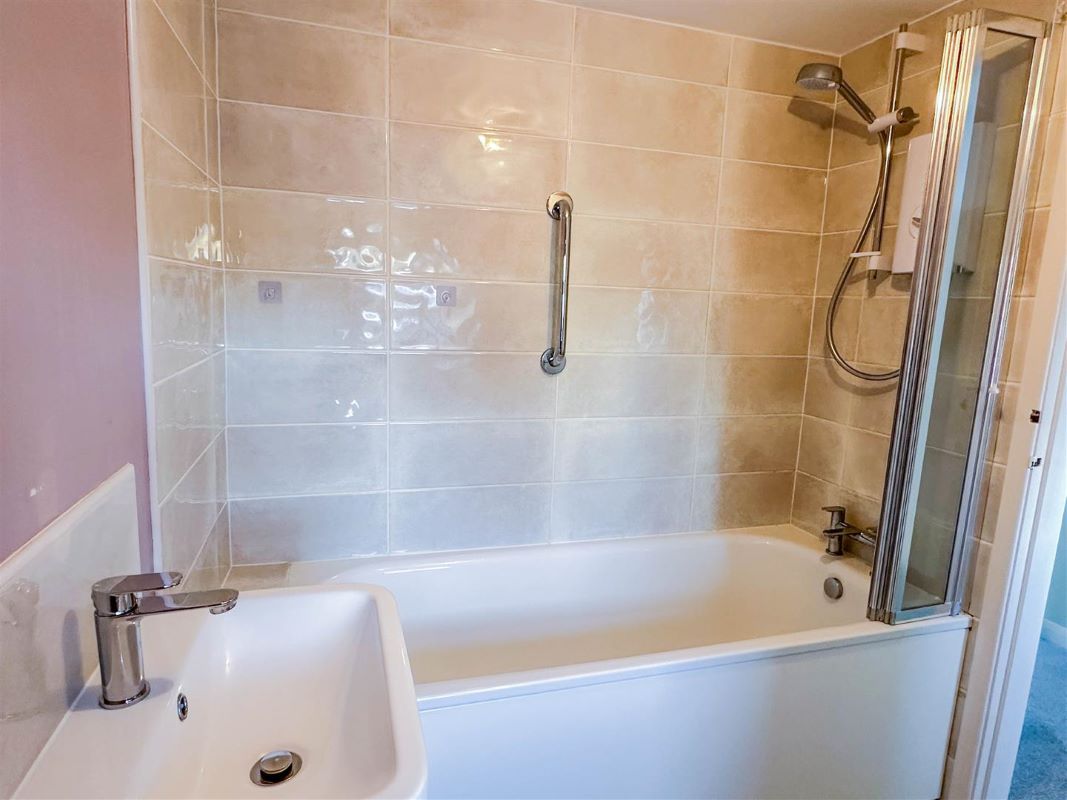 15-17, St. Johns Street, Malmesbury, SN16 9BW