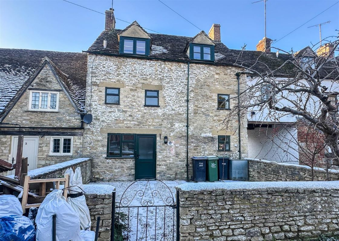 15-17, St. Johns Street, Malmesbury, SN16 9BW