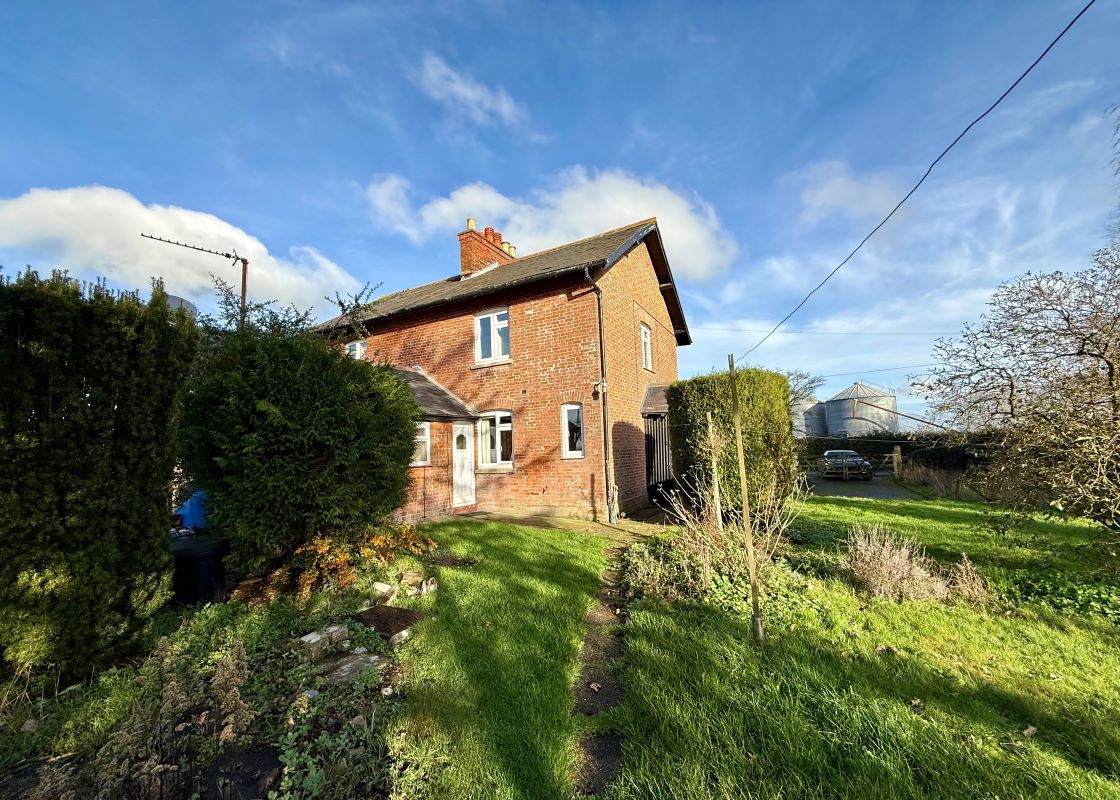 1, Lower Road, Devizes, Erlestoke, SN10 5UF