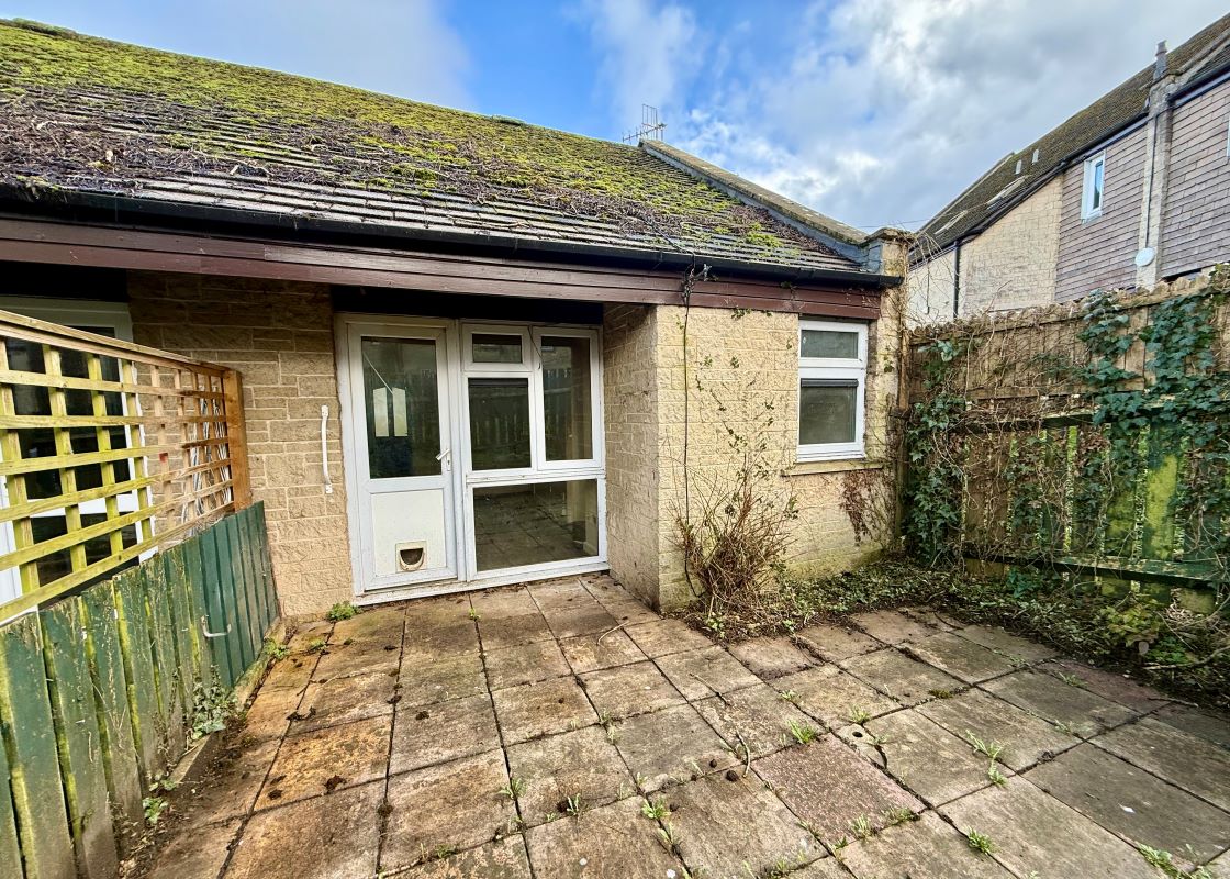 13, Queens Square, Corsham, Box, SN13 8EA