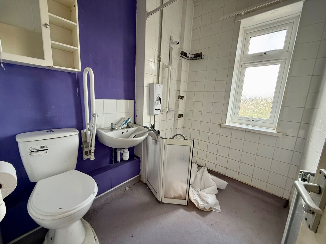 12, Southway, Trowbridge, BA14 7AJ