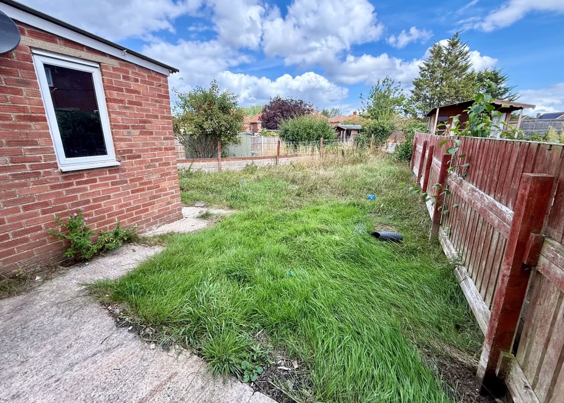 12, Southway, Trowbridge, BA14 7AJ