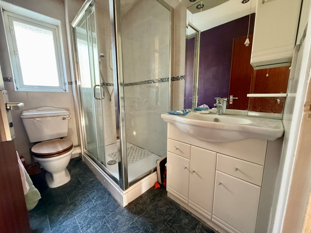 72, Darcy Close, Chippenham, SN15 3QL