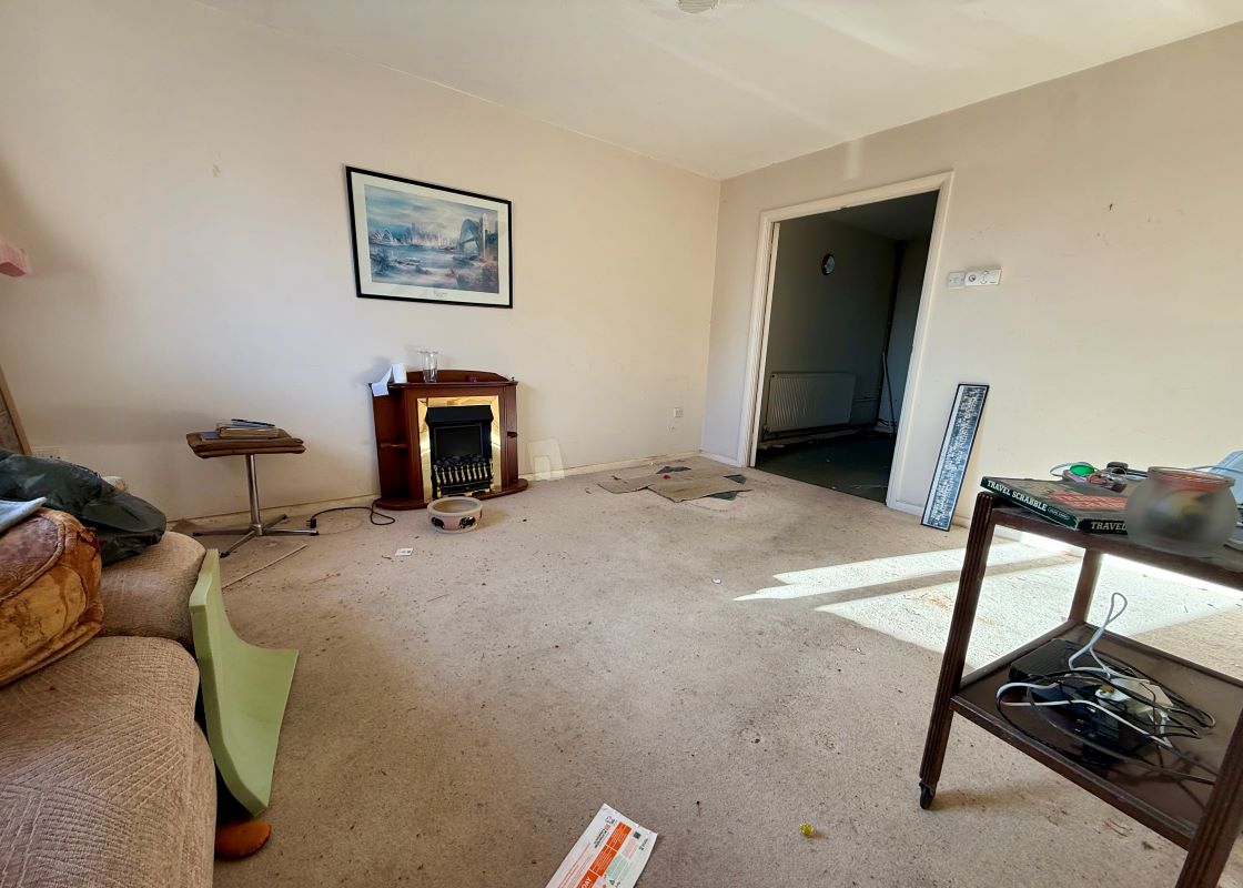 72, Darcy Close, Chippenham, SN15 3QL