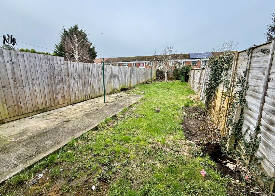 28, Charles Street, Trowbridge, BA14 8NB