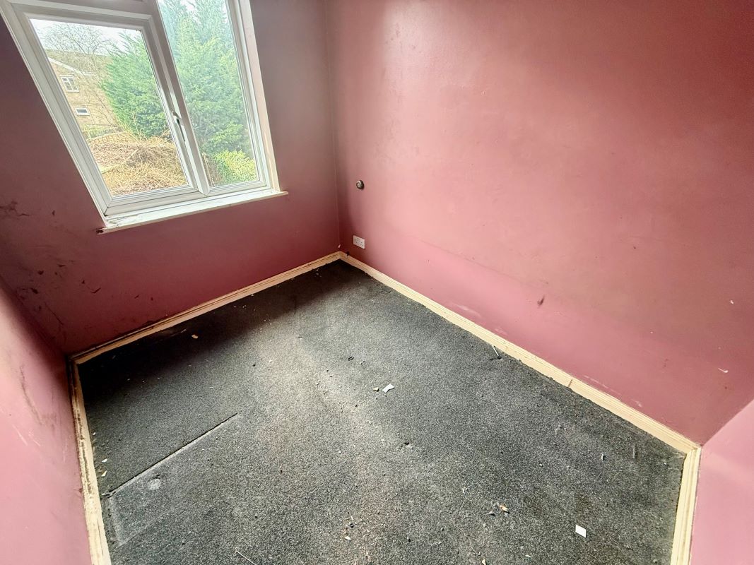 1, Studley Rise, Trowbridge, BA14 0PD