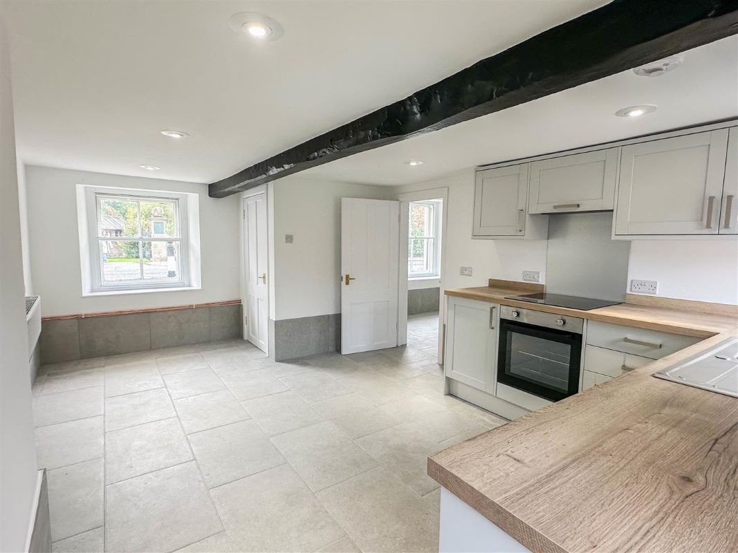 3, The Bridge, Malmesbury, SN16 9BL