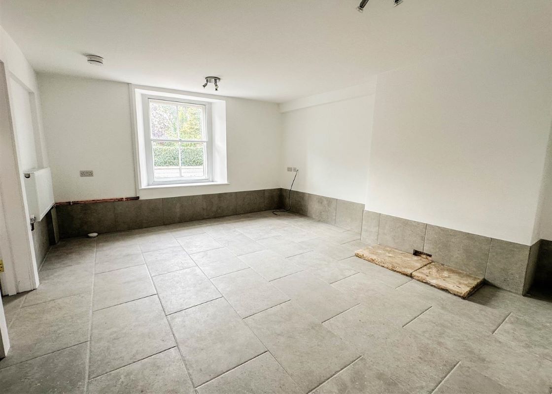 3, The Bridge, Malmesbury, SN16 9BL