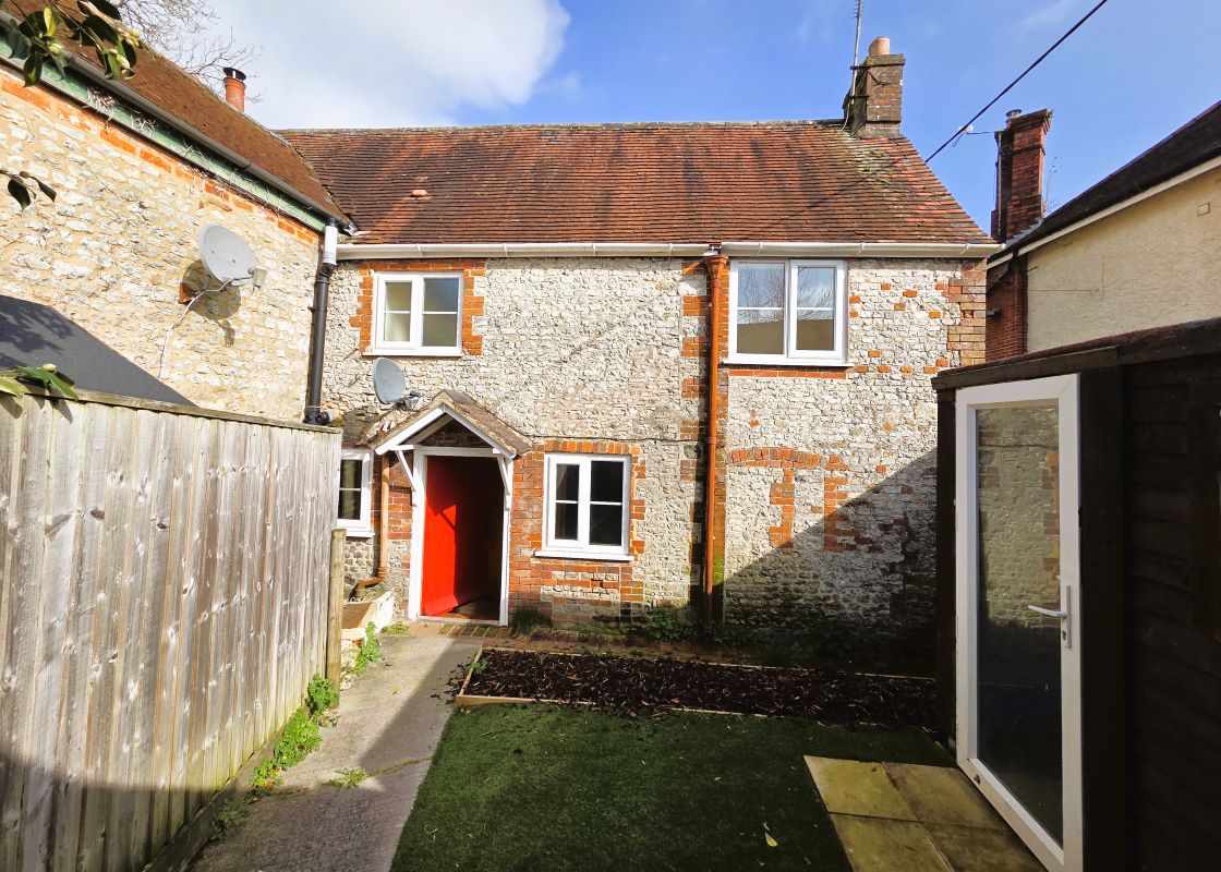 28A, High Street, Warminster, Sutton Veny, BA12 7AW