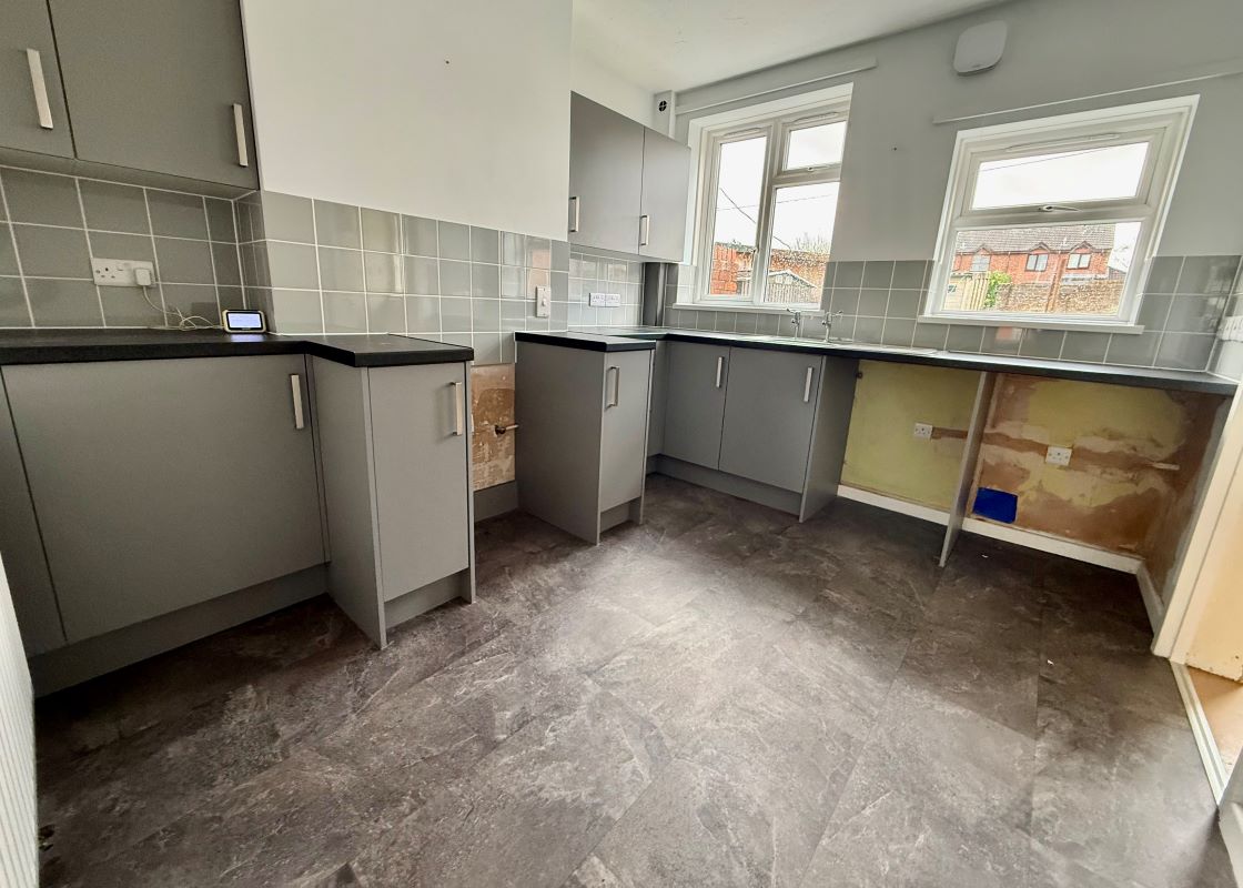 6, Studley Rise, Trowbridge, BA14 0PH