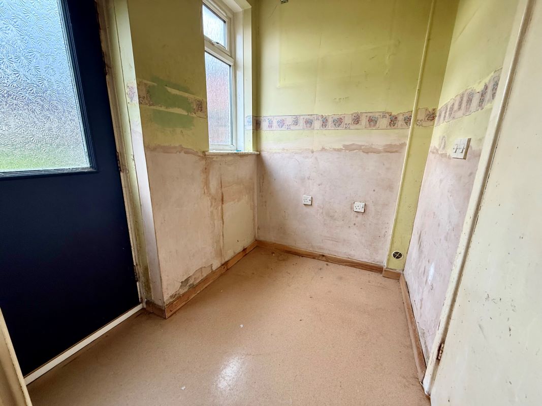 6, Studley Rise, Trowbridge, BA14 0PH