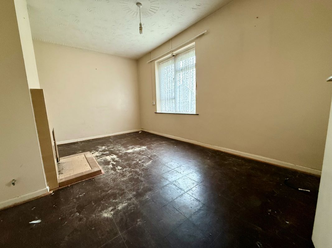 13, School Walk, Chippenham, SN14 0QS