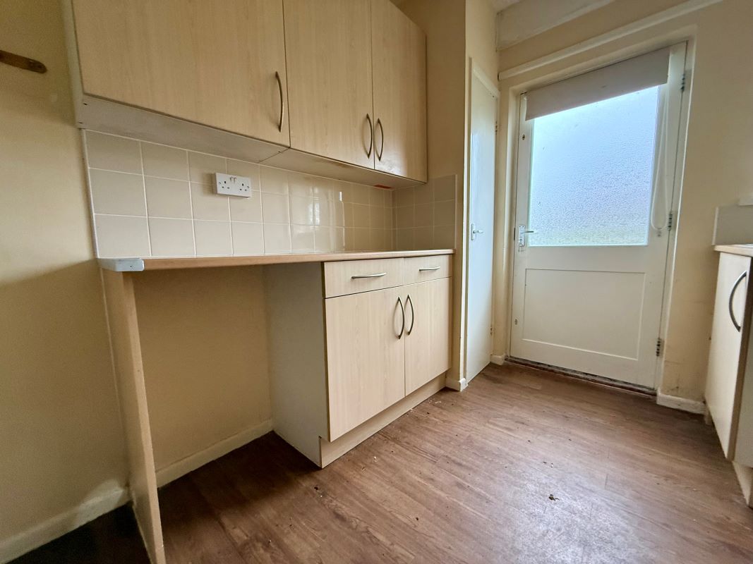 13, School Walk, Chippenham, SN14 0QS