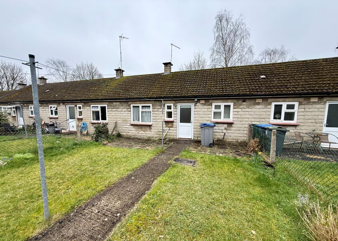 13, School Walk, Chippenham, SN14 0QS