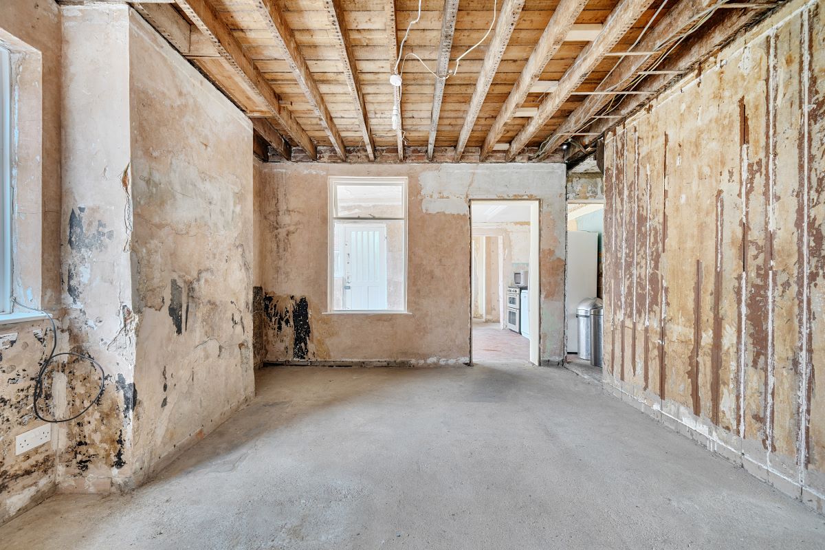 33, Devizes Road, Swindon, Wroughton, SN4 0SA