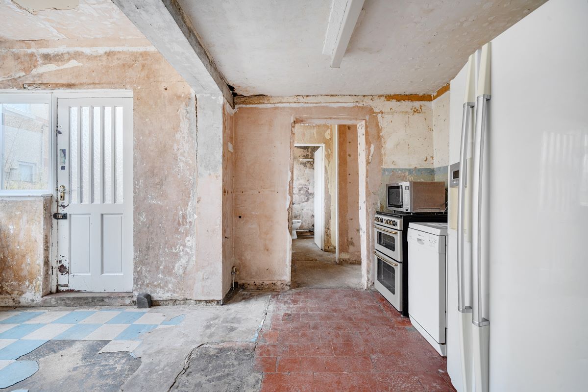 33, Devizes Road, Swindon, Wroughton, SN4 0SA