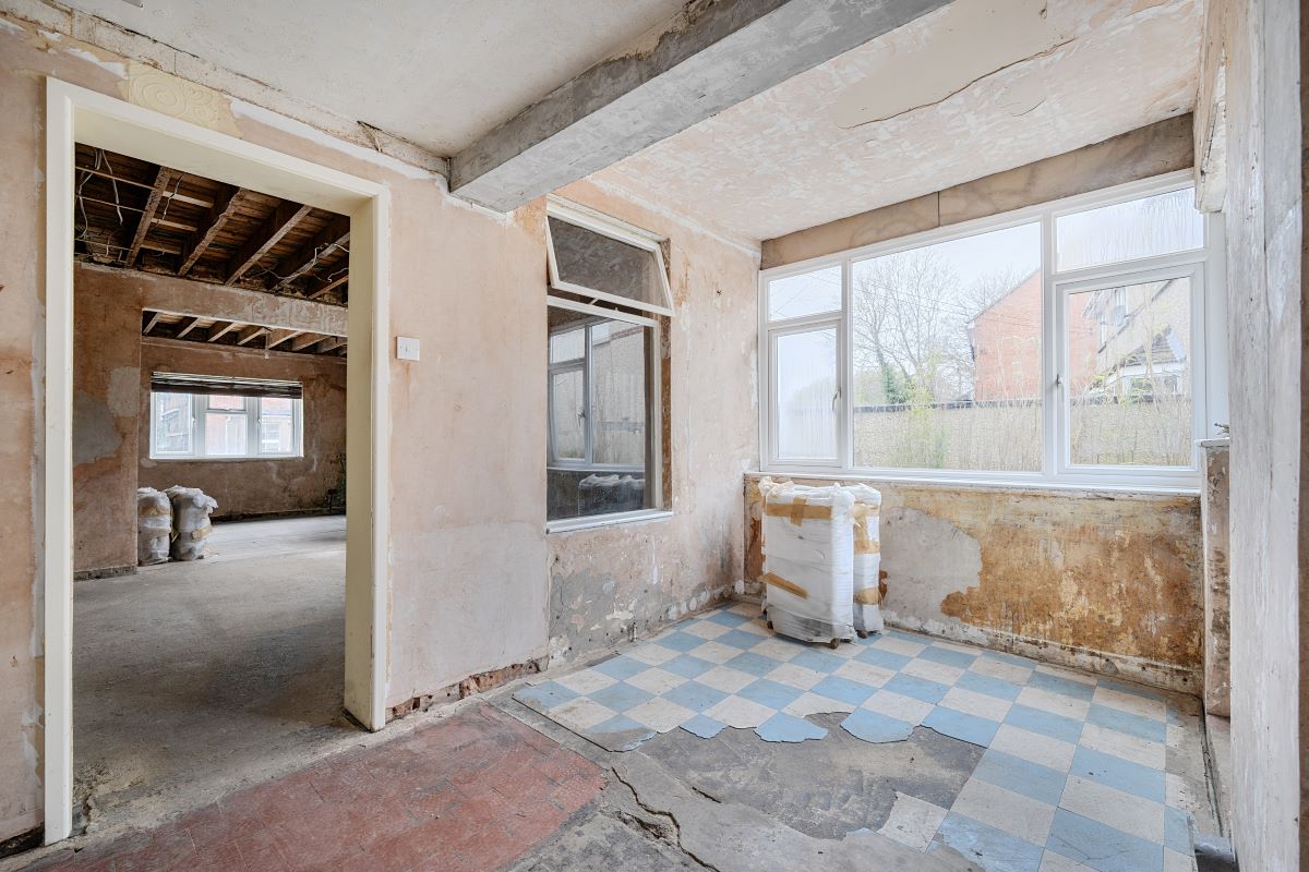 33, Devizes Road, Swindon, Wroughton, SN4 0SA