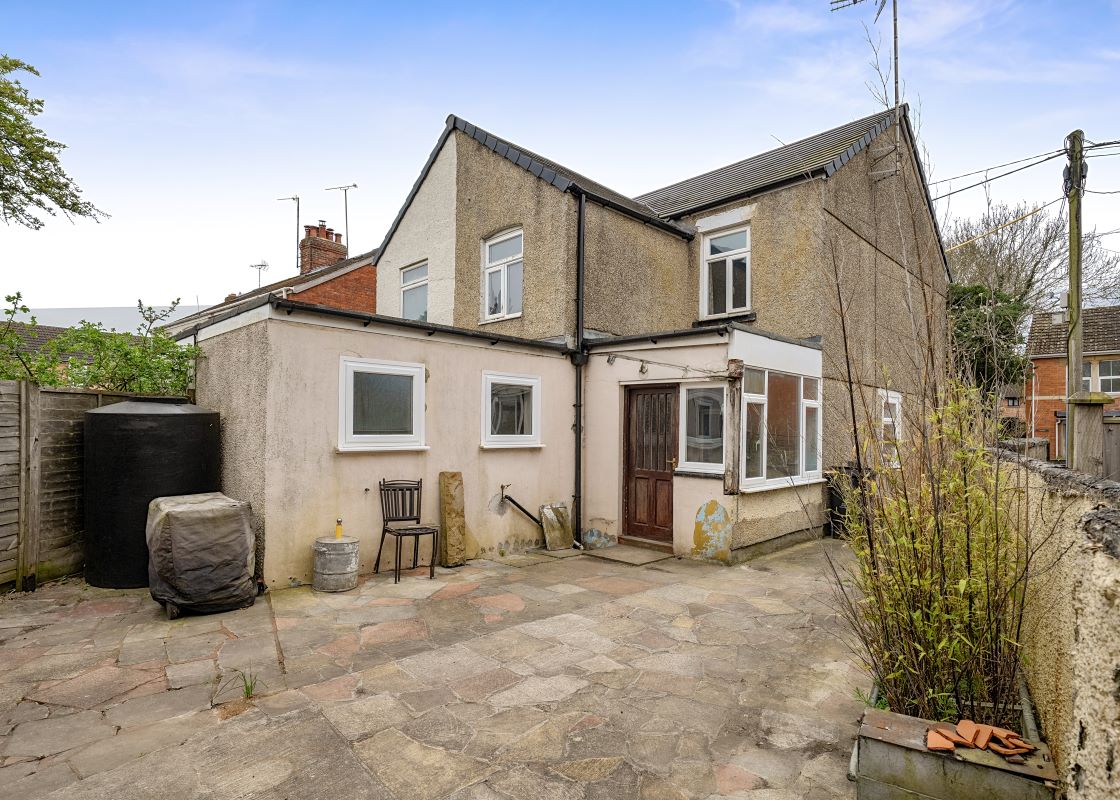 33, Devizes Road, Swindon, Wroughton, SN4 0SA