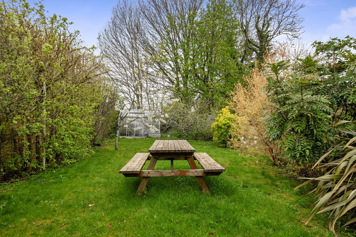 33, Devizes Road, Swindon, Wroughton, SN4 0SA