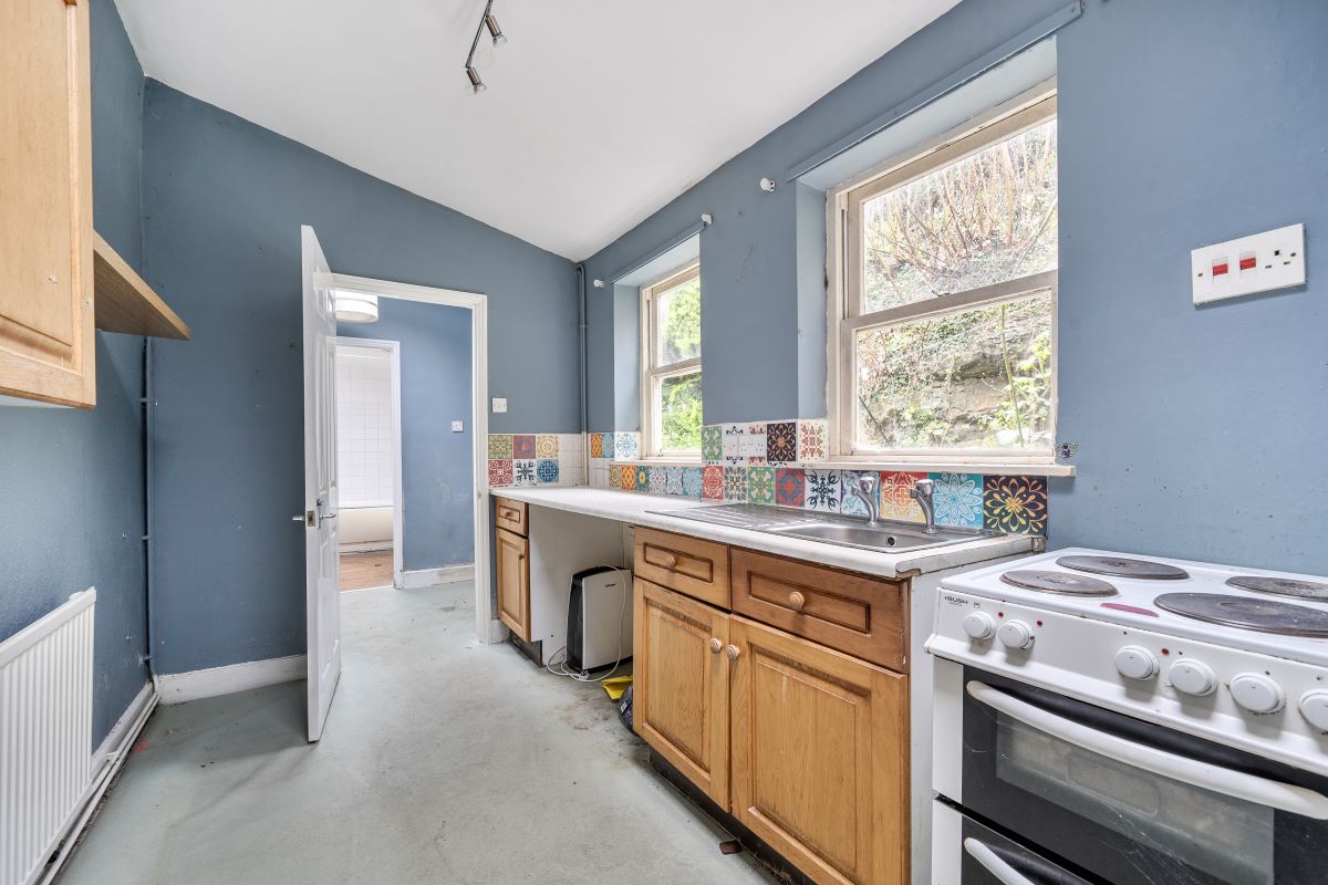 374, Wellsway, Bath, BA2 5RN