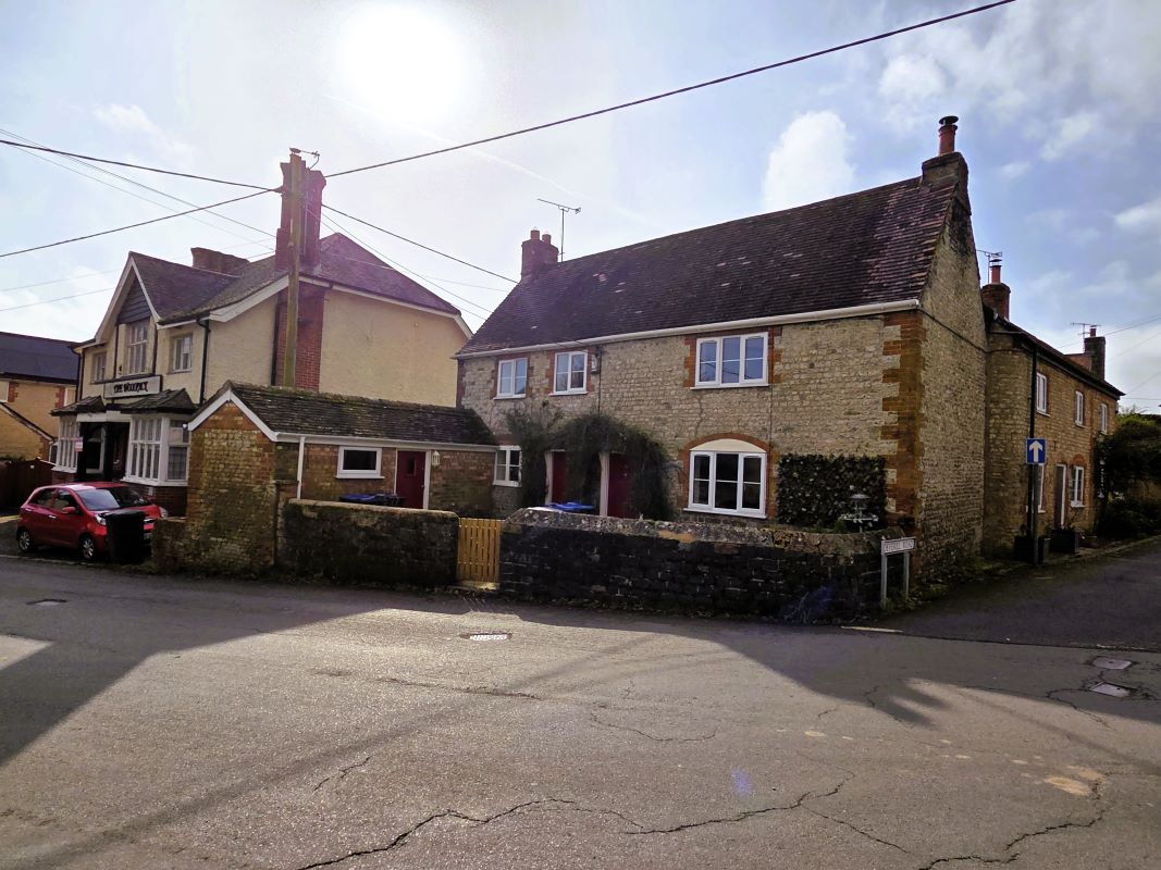 28A, High Street, Warminster, Sutton Veny, BA12 7AW