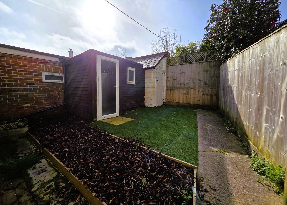 28A, High Street, Warminster, Sutton Veny, BA12 7AW