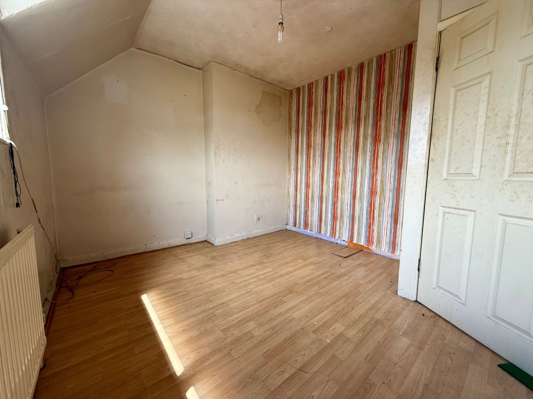 204, Wood Lane, Chippenham, SN15 3EE