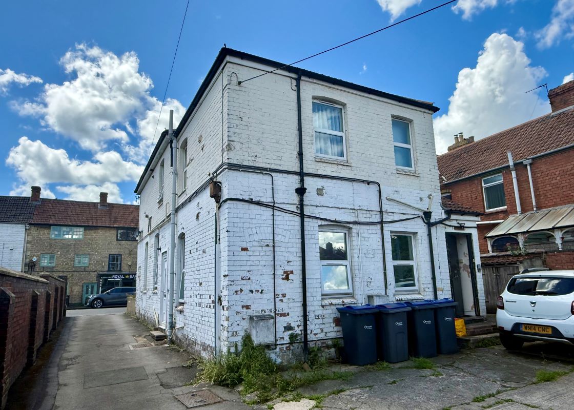 95a, 95b Newtown, Flat 1 & Flat 2,, 95 Newtown, Trowbridge, BA14 0BB
