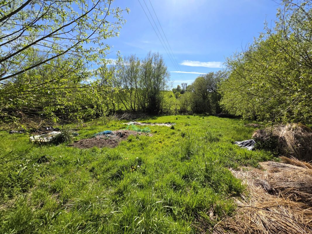 Low Road, Devizes, Little Cheverell, SN10 4JZ