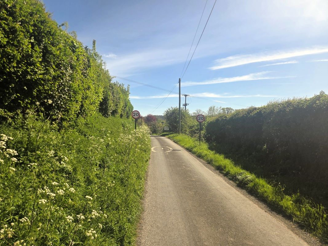Low Road, Devizes, Little Cheverell, SN10 4JZ