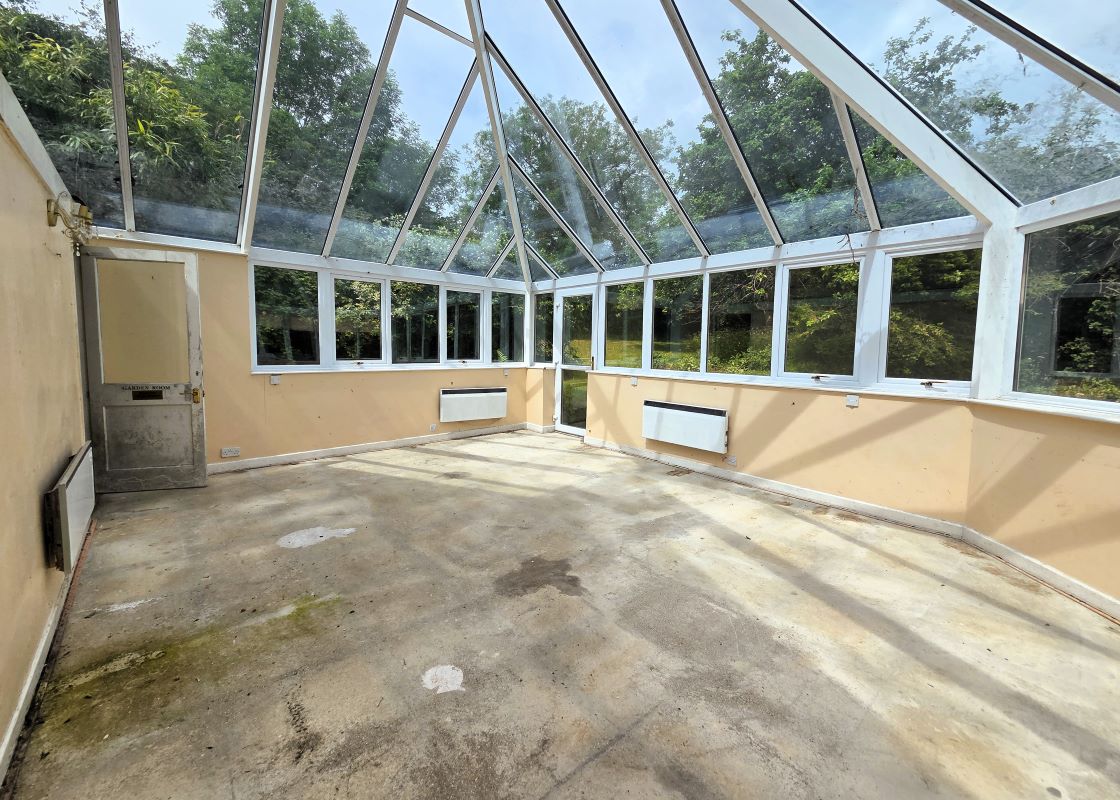 East Woodlands Road, Frome, East Woodlands, BA11 5LY