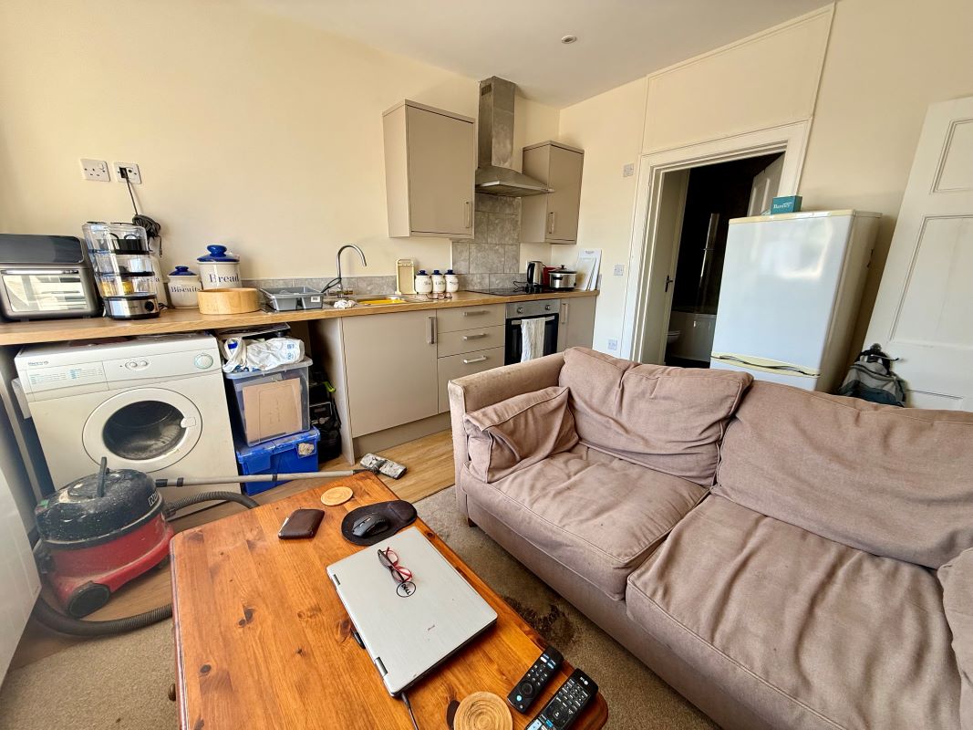 14, Market Place, Chippenham, SN15 3HJ