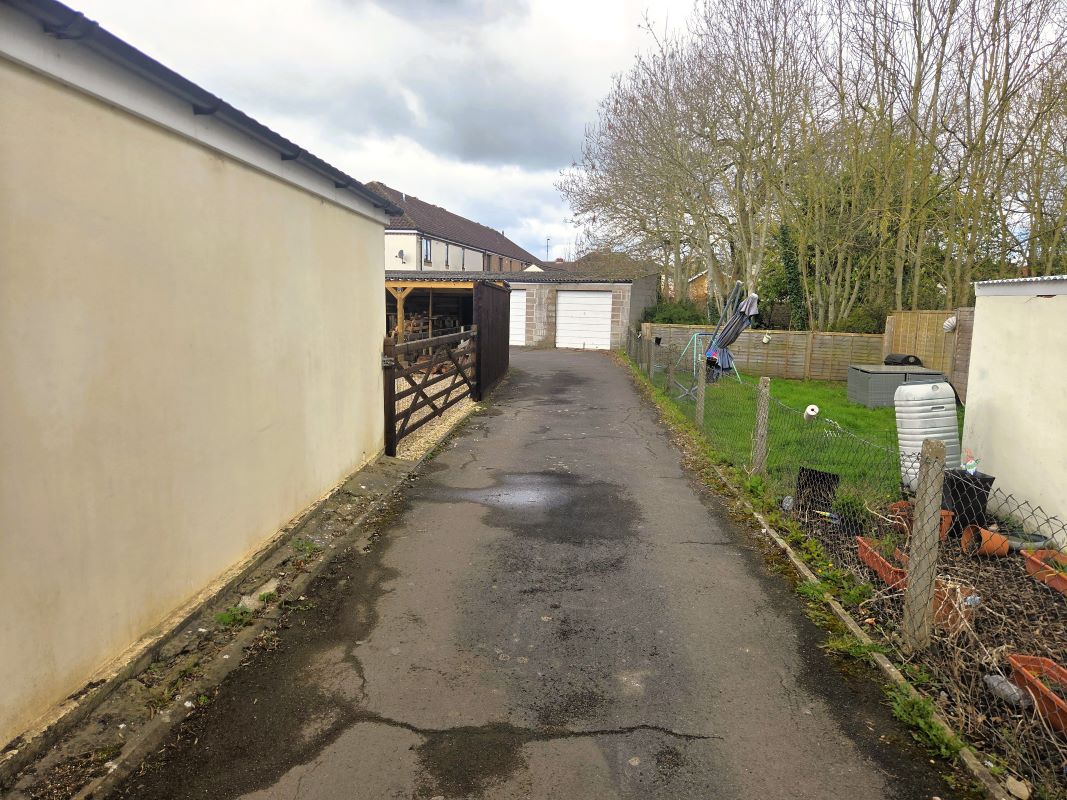 Queens Road, Frome, BA11 1HF