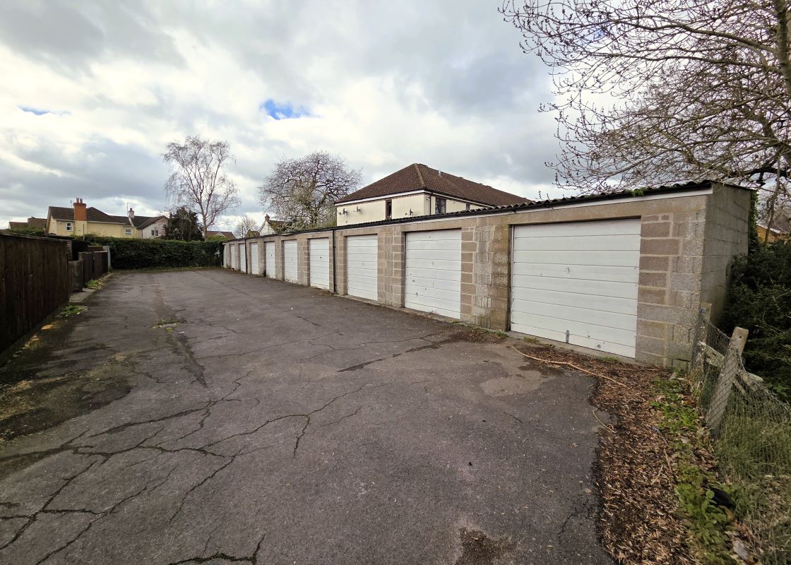 Queens Road, Frome, BA11 1HF