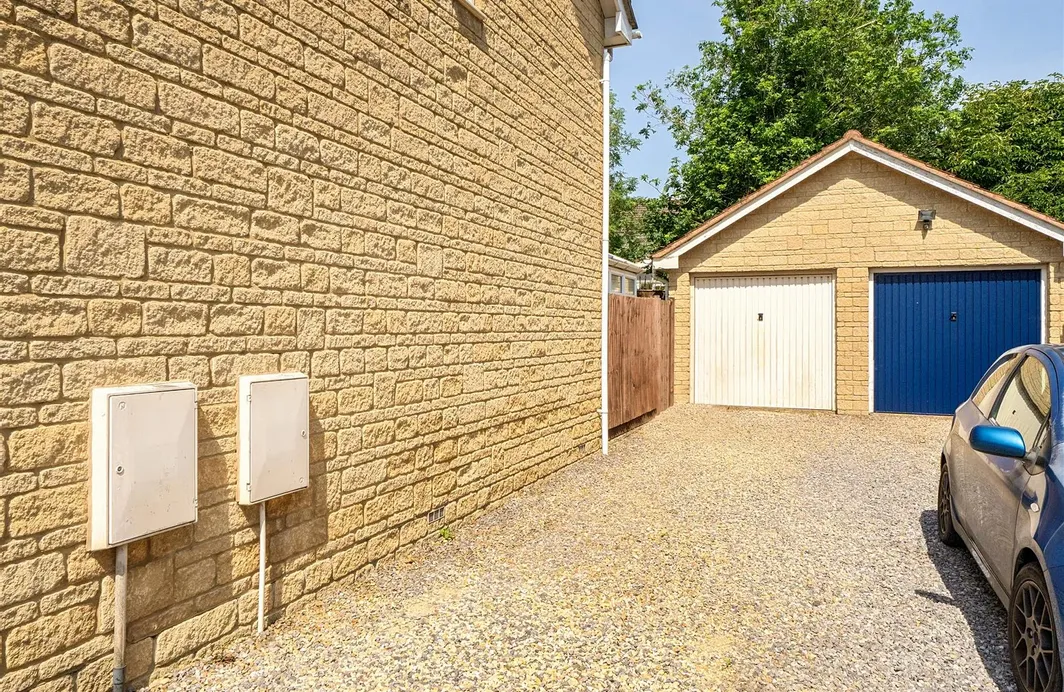 Meadowsweet Drive